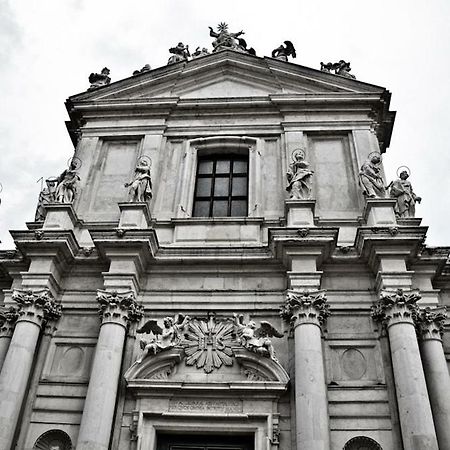 Appartamento Grazioso E Centrale Venesia Bagian luar foto