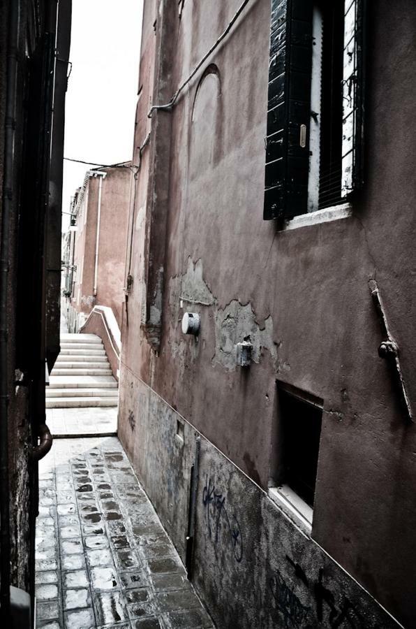 Appartamento Grazioso E Centrale Venesia Bagian luar foto